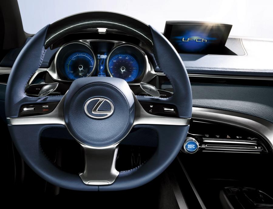  Lexus LF-Ch Compact Concept 2009 года  (фото 6 из 26)